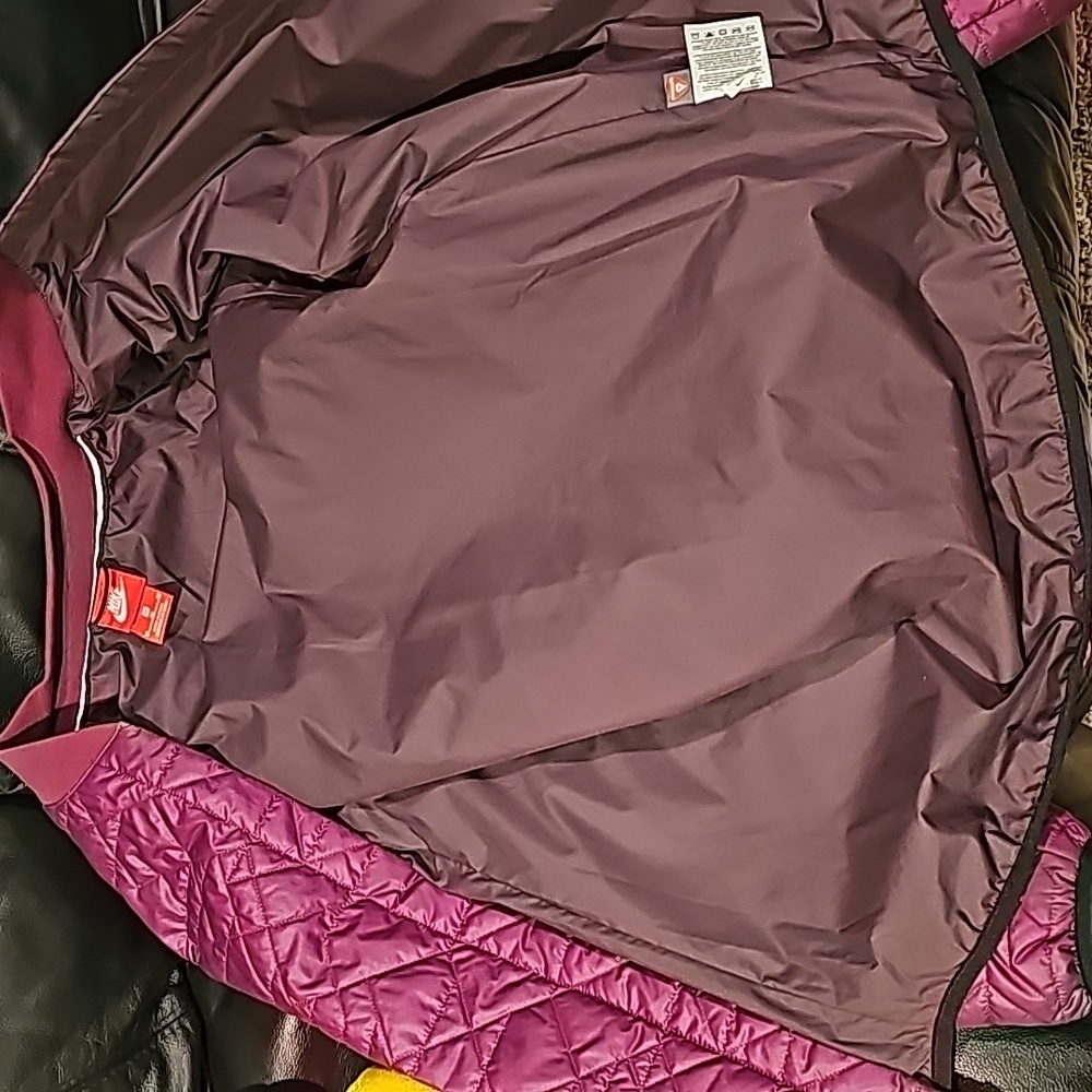 Woman Nike jacket purple.size medium - Picture 6 of 7